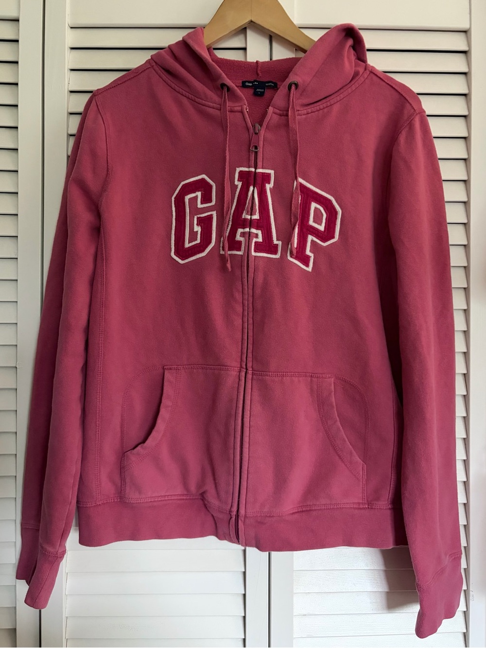 2000s GAP Berry Pink Zip-Up Hoodie
